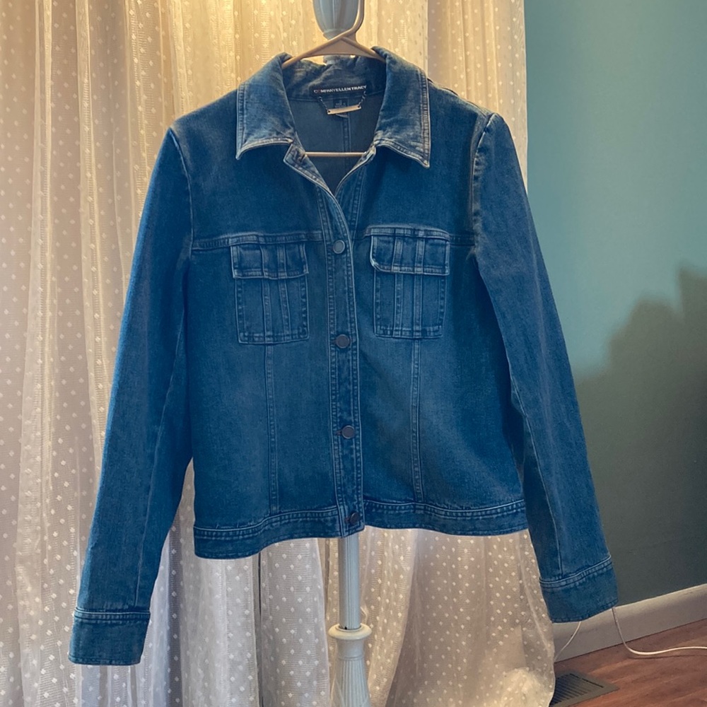 Ellen Tracy denim jacket. Women’s size 10